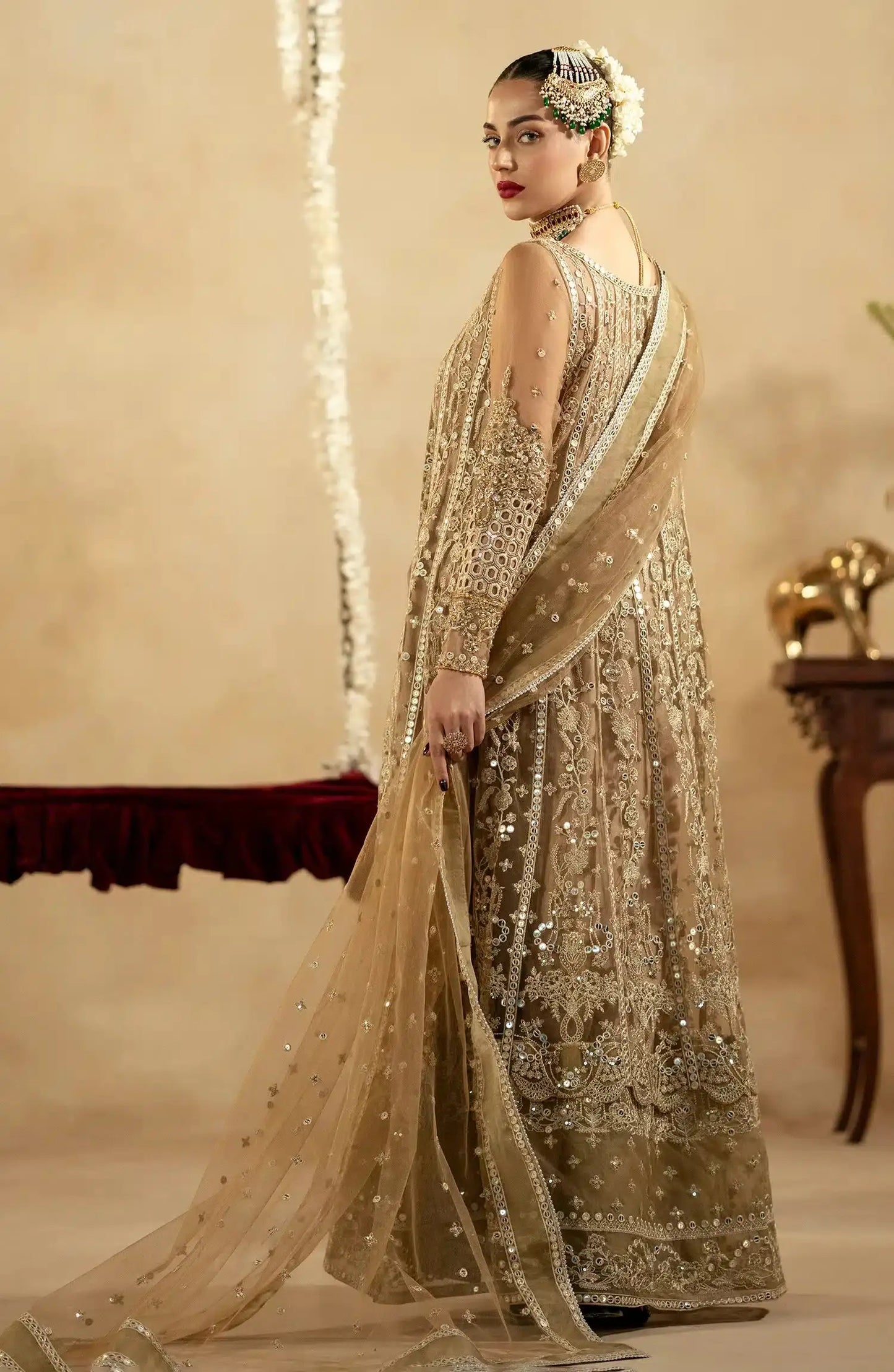 Maryum N Maria | Zamani Beghum Formals 23 | Crystal Quartz-(MW23-520) - Pakistani Designer Dress - by Maryum N Maria | Type: Formal - 100% Original at Saira Sultan