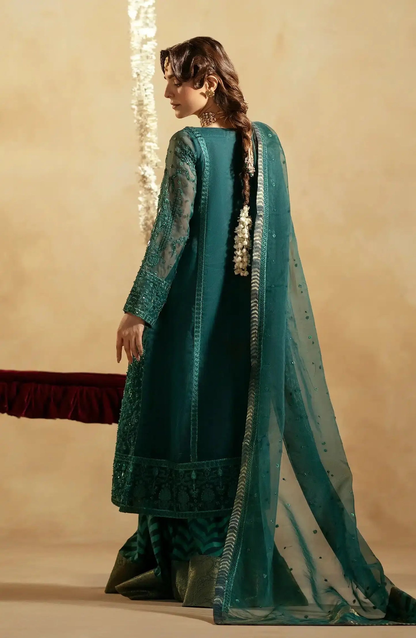 Maryum N Maria | Zamani Beghum Formals 23 | Emerald-(MW23-516) - Pakistani Designer Dress - by Maryum N Maria | Type: Bridal - 100% Original at Saira Sultan