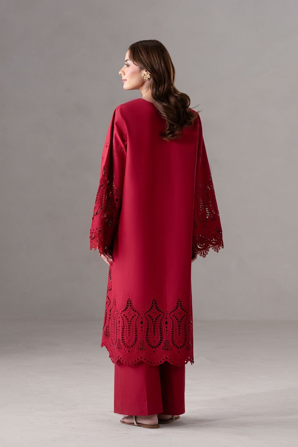 Akbar Aslam | Pret Lawn | Noira S Carmine Lawn