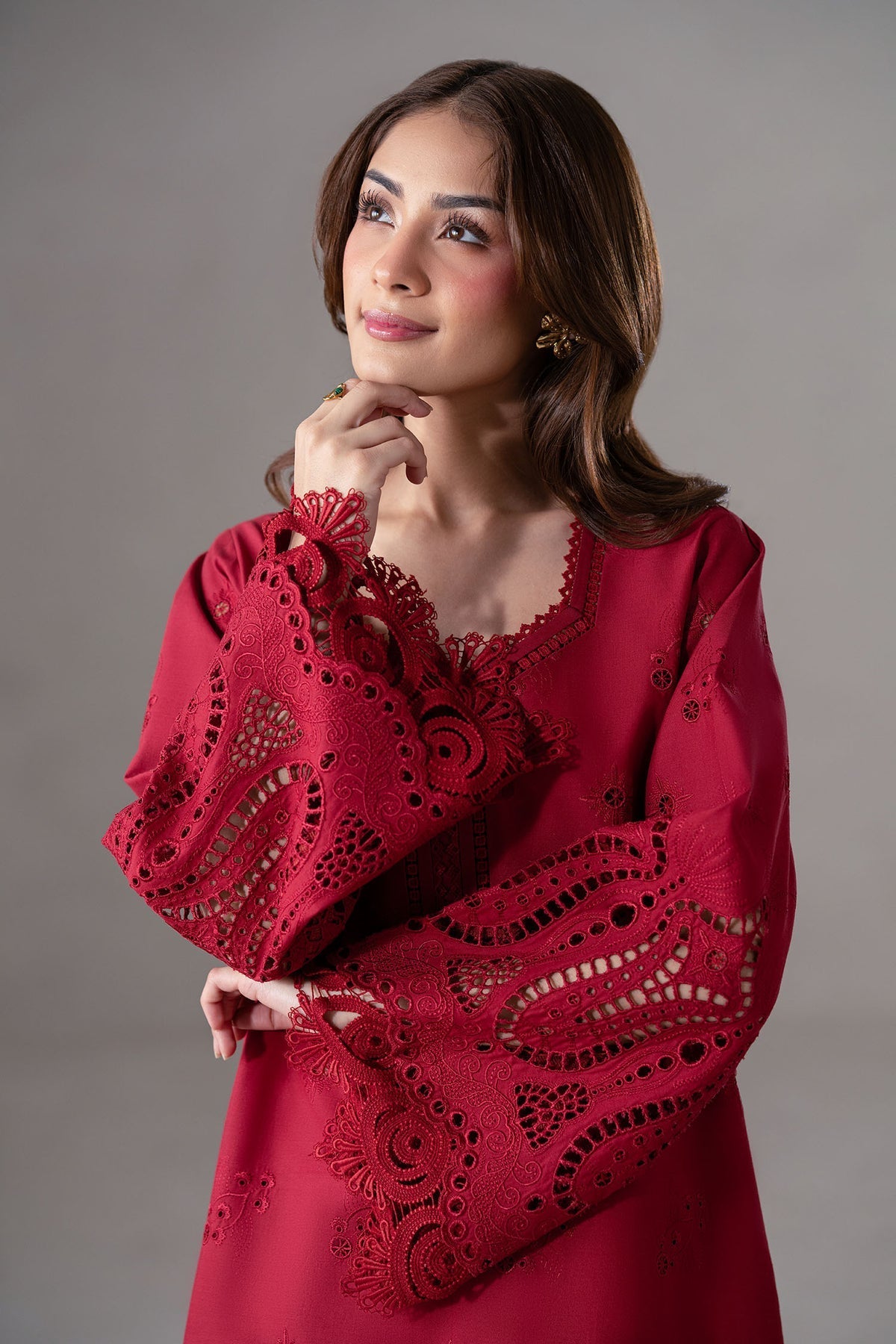 Akbar Aslam | Pret Lawn | Noira M Carmine Lawn