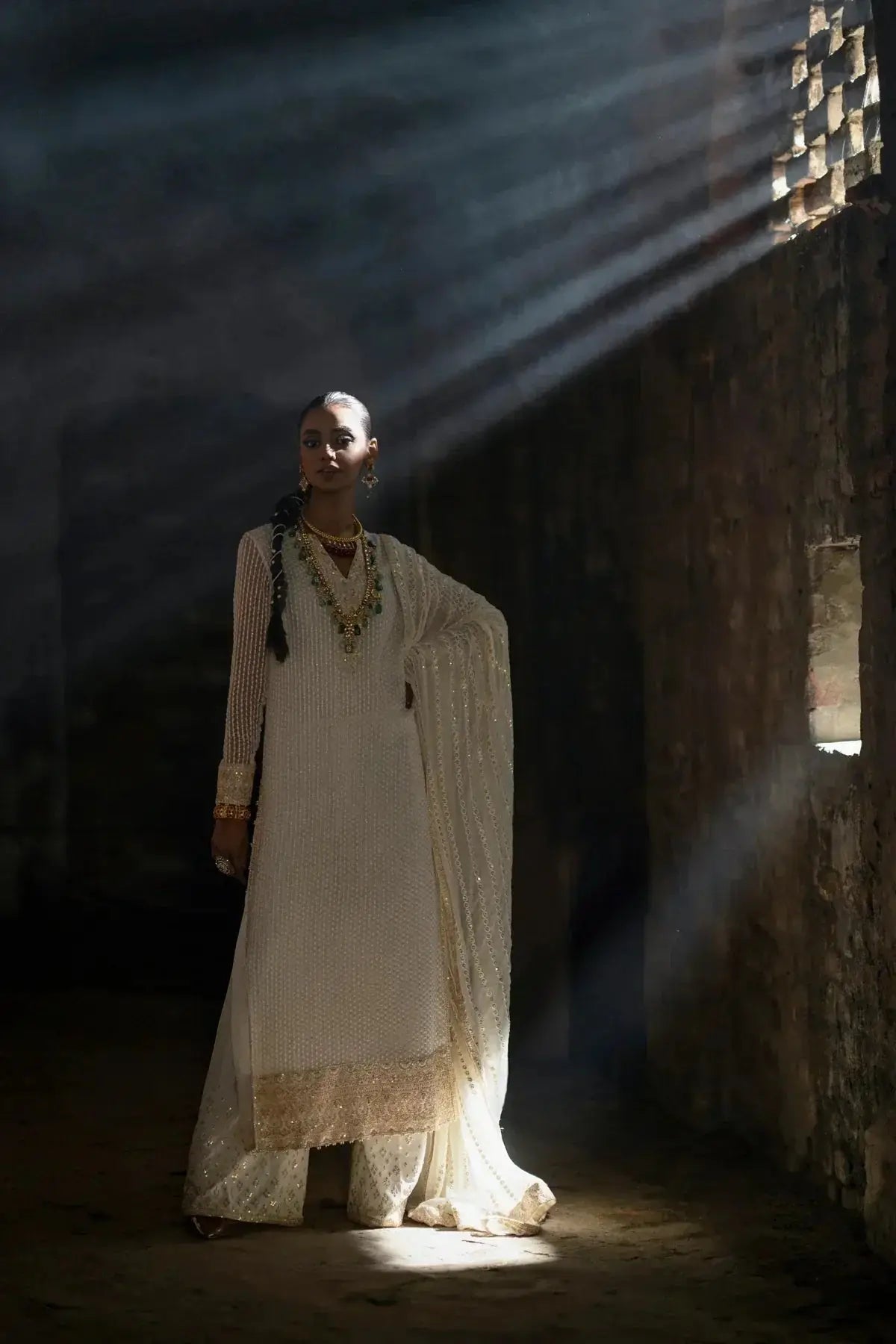 Erum Khan | Mannat Formals | Tabeer - Pakistani Designer Dress - by Erum Khan | Type: Bridal - 100% Original at Saira Sultan