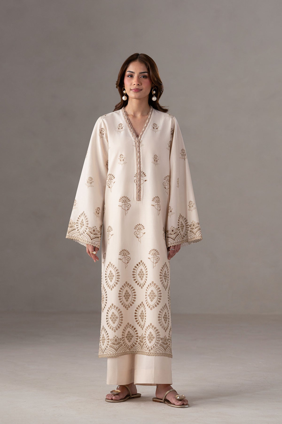 Akbar Aslam | Pret Lawn | Lunel XS Off White Lawn