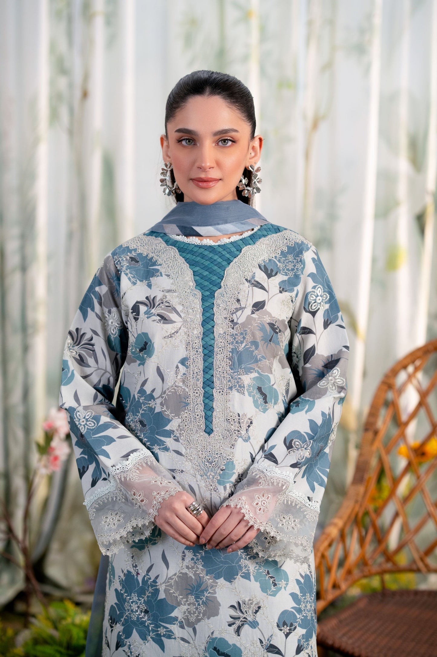 Aabyaan | Shezlin Chikankari Ramadan Edit 25 | ARZU (AR-14) M Off White Lawn