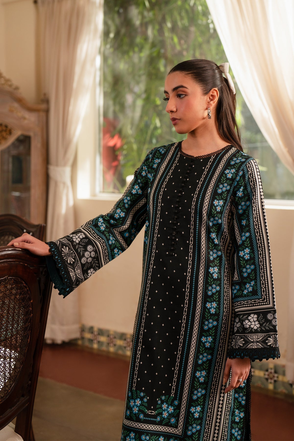 Xenia Formals | Summer Away 25 | BELO L Black Lawn