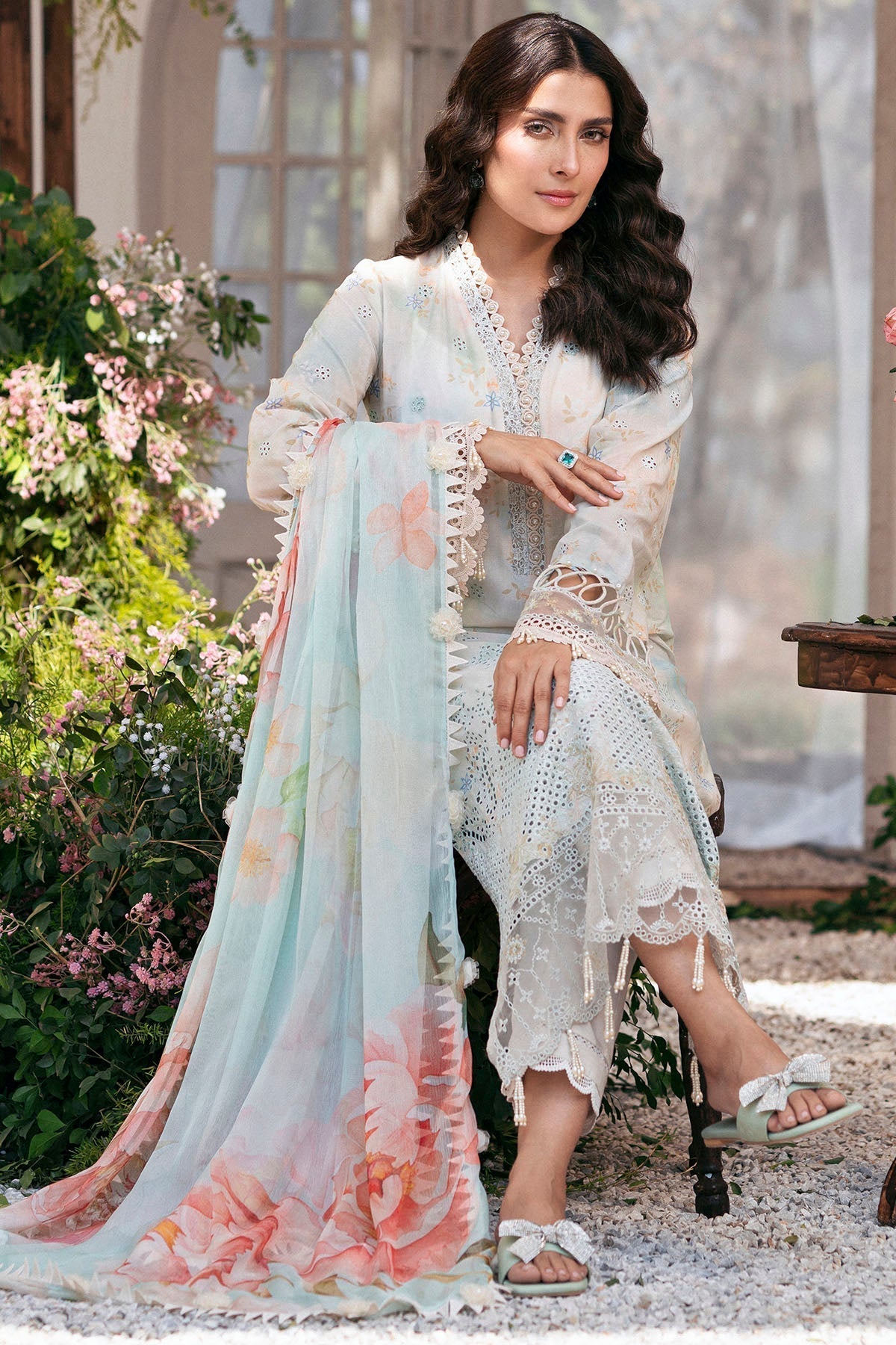 Motifz | Premium Lawn 25 | 5423-DAISY XL Gray Lawn