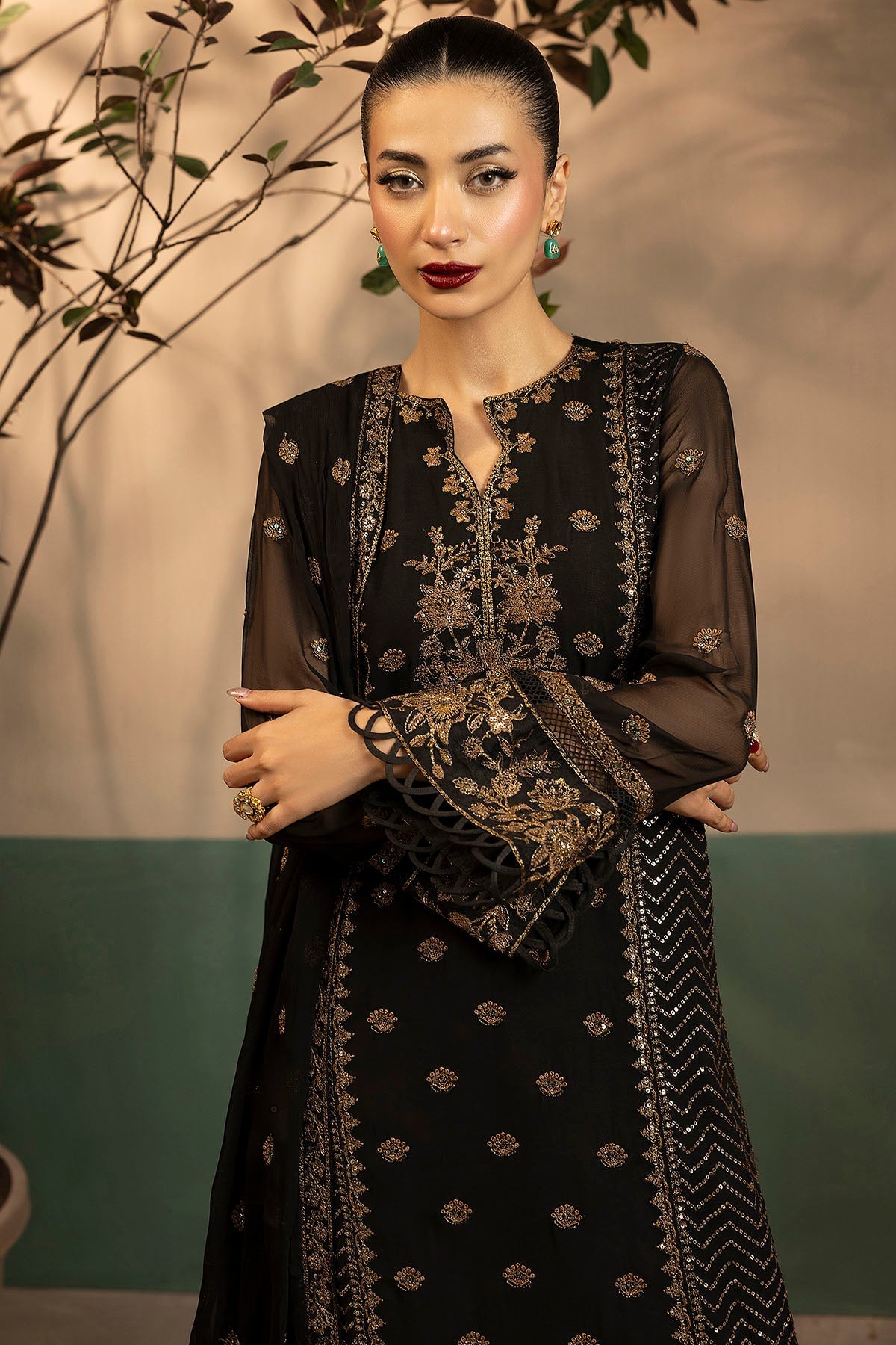 Motifz | Luxury Formal | 5579-VIOLA - Pakistani Designer Dress - by Motifz - Type : Ladies Clothes - 100% Original at Saira Sultan