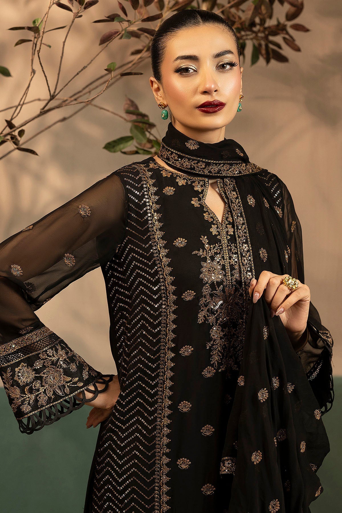 Motifz | Luxury Formal | 5579-VIOLA - Pakistani Designer Dress - by Motifz - Type : Ladies Clothes - 100% Original at Saira Sultan