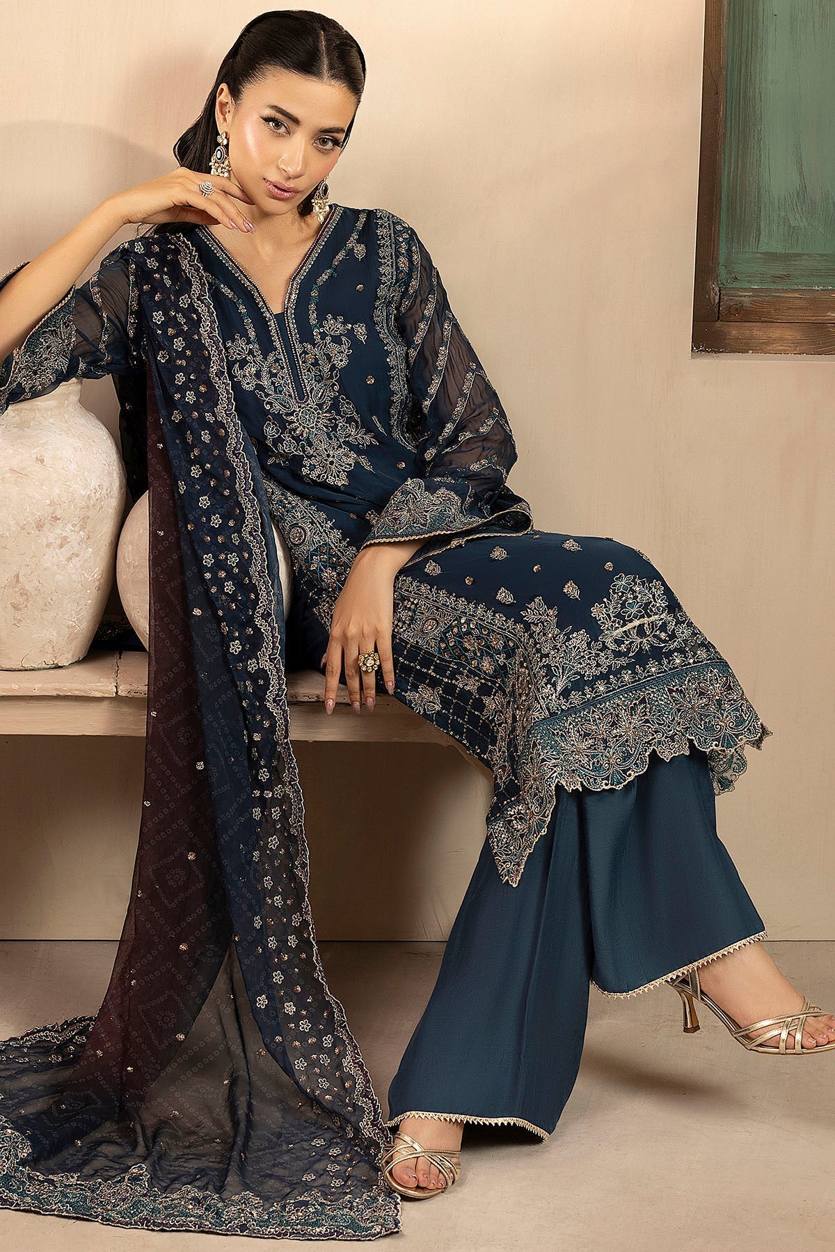 Motifz | Luxury Formal | 5581-DELLA - Pakistani Designer Dress - by Motifz - Type : Ladies Clothes - 100% Original at Saira Sultan