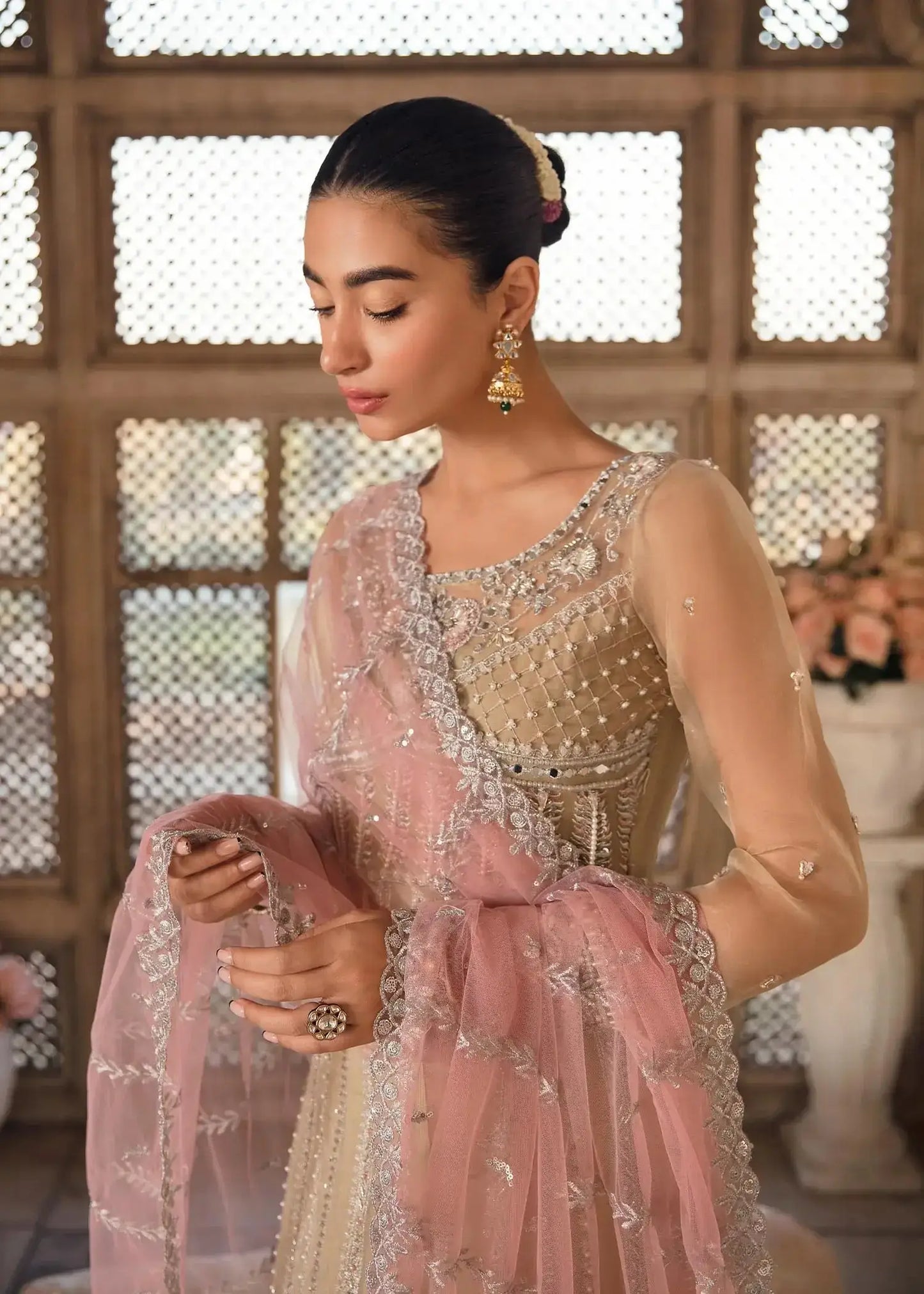 Mahum Asad | Gul Posh Luxury Formals 23 | Mahgul - Pakistani Designer Dress - by Mahum Asad | Type: Formal - 100% Original at Saira Sultan