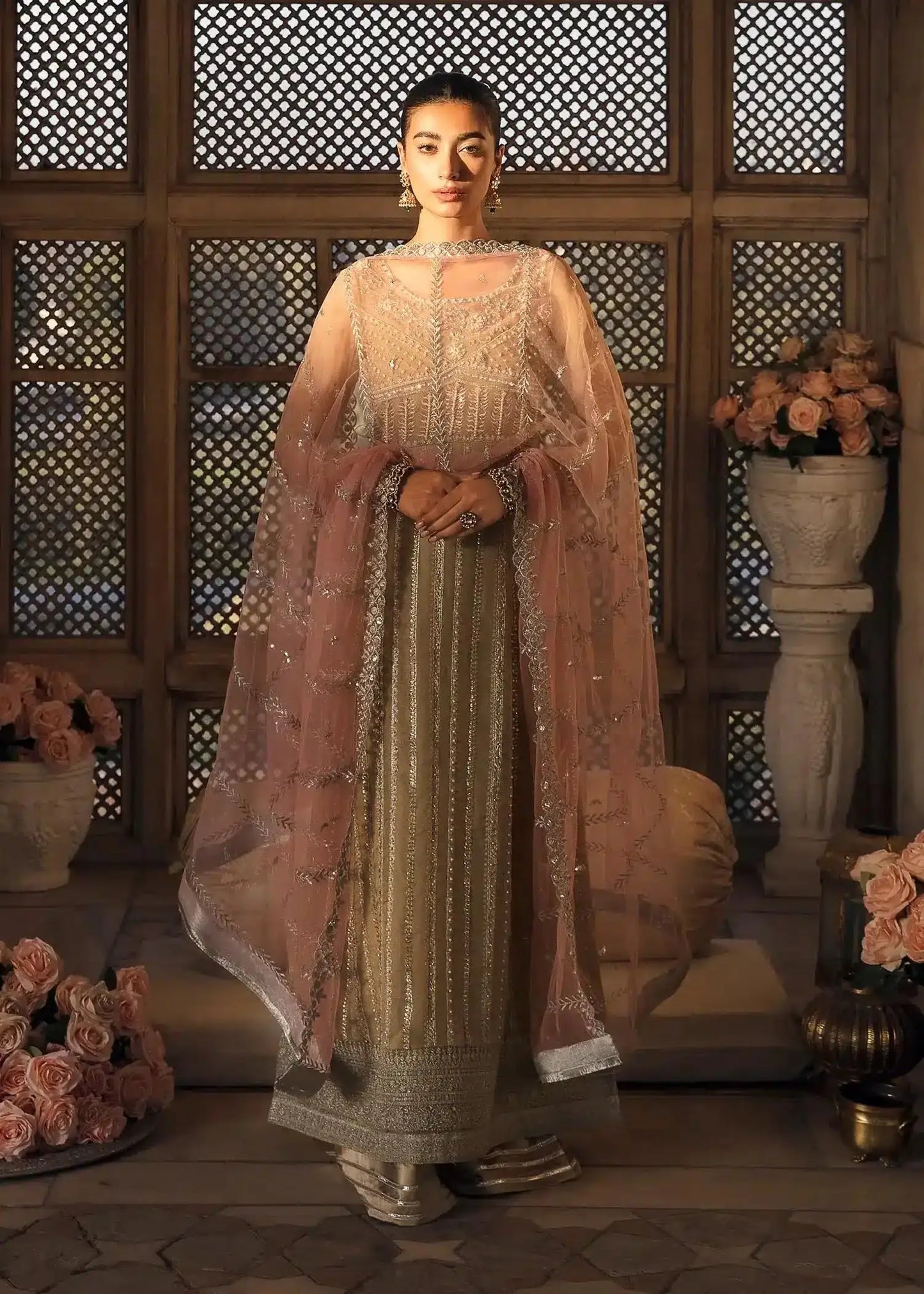 Mahum Asad | Gul Posh Luxury Formals 23 | Mahgul - Pakistani Designer Dress - by Mahum Asad | Type: Formal - 100% Original at Saira Sultan
