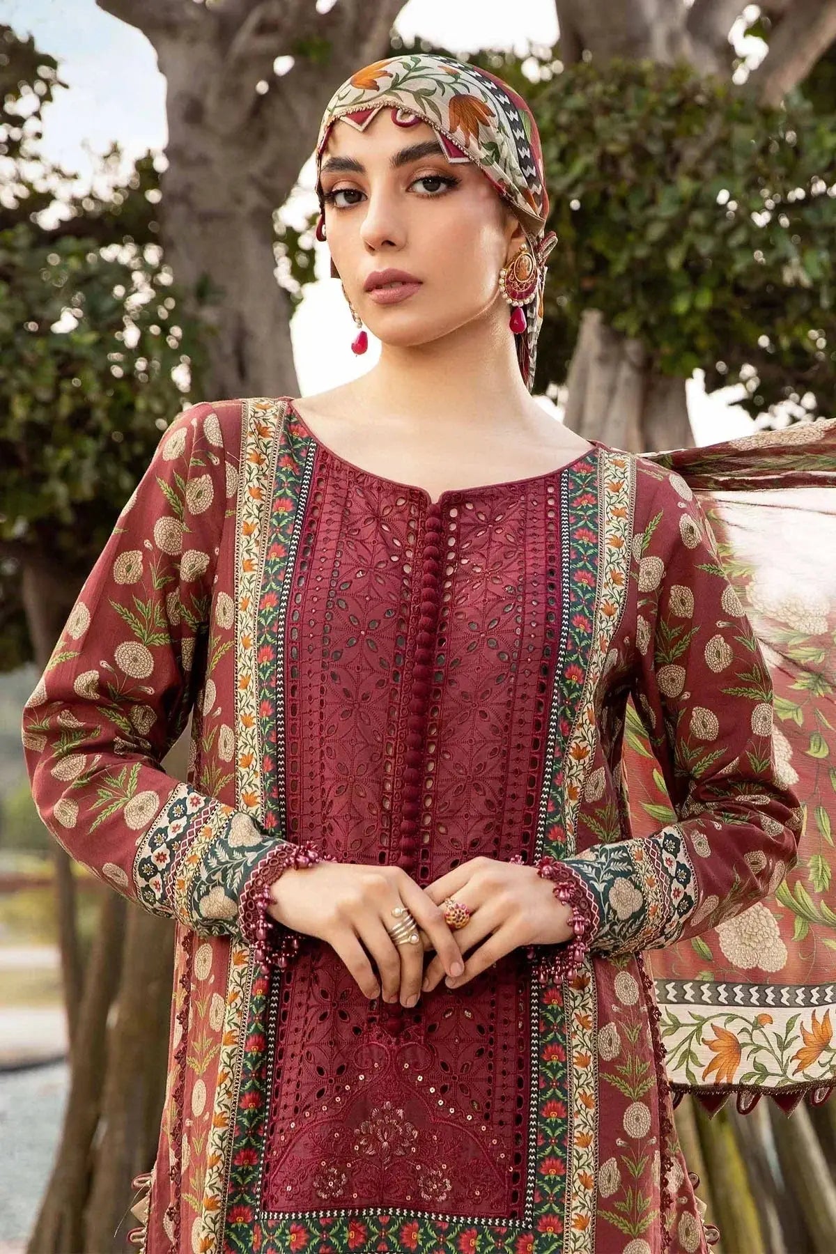 Maria B | M Prints Spring 24 | MPT-2114-B - Pakistani Designer Dress - by Maria B | Type: Luxury - 100% Original at Saira Sultan