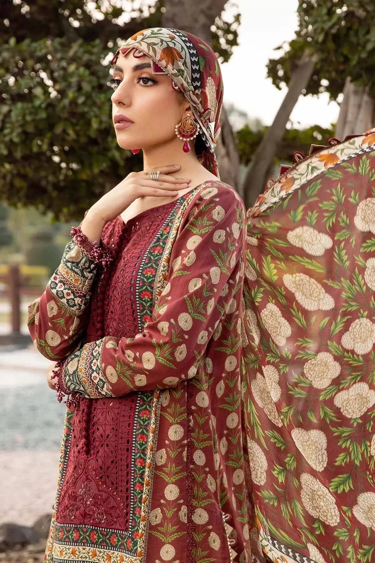 Maria B | M Prints Spring 24 | MPT-2114-B - Pakistani Designer Dress - by Maria B | Type: Luxury - 100% Original at Saira Sultan