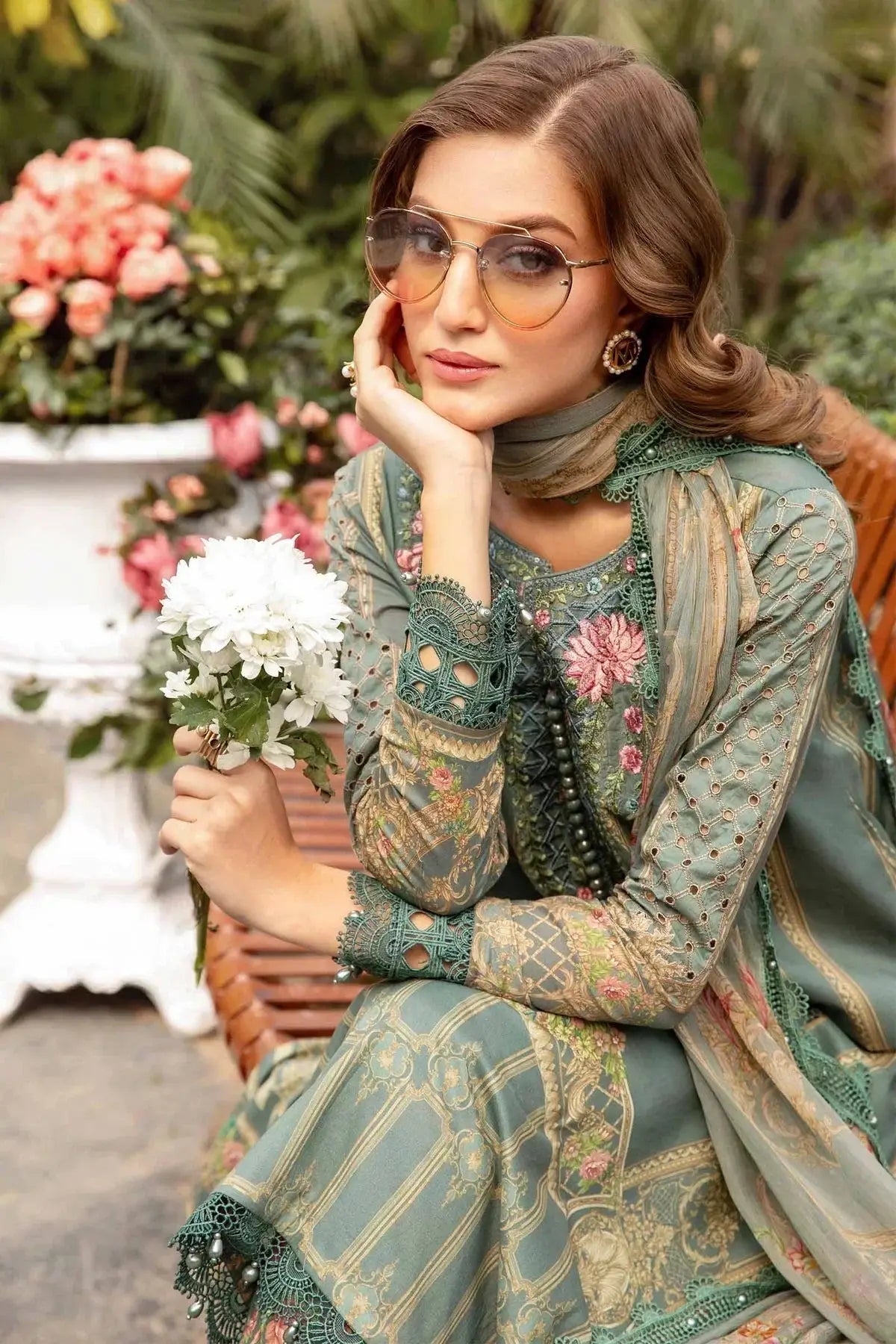 Maria B | M Prints Spring 24 | MPT-2104-B - Pakistani Designer Dress - by Maria B | Type: Luxury - 100% Original at Saira Sultan