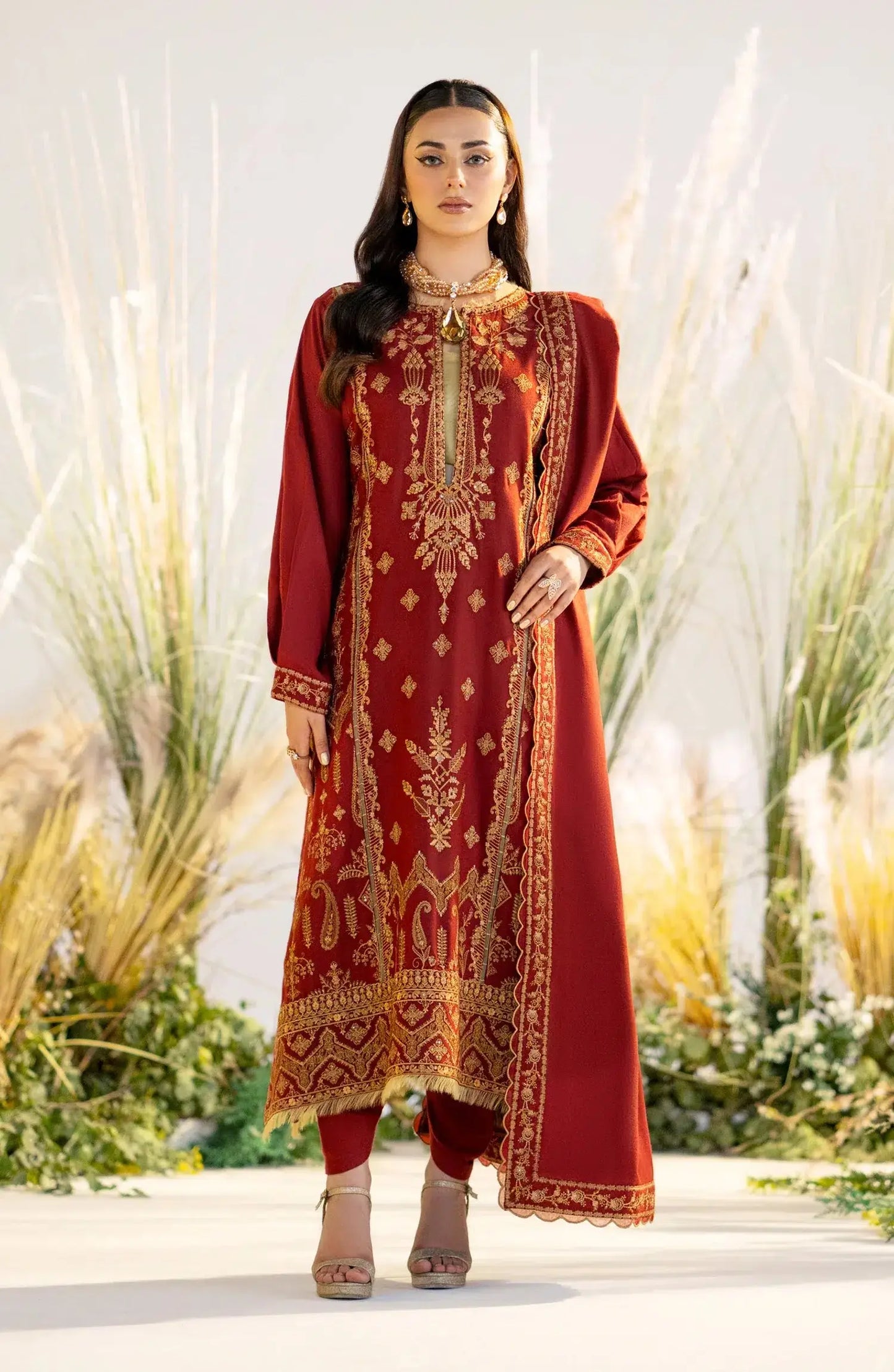 Maryum N Maria | Shehr Bano Winter 23 | HAESEL MW23558 - Pakistani Designer Dress - by Maryum N Maria | Type: Luxury - 100% Original at Saira Sultan