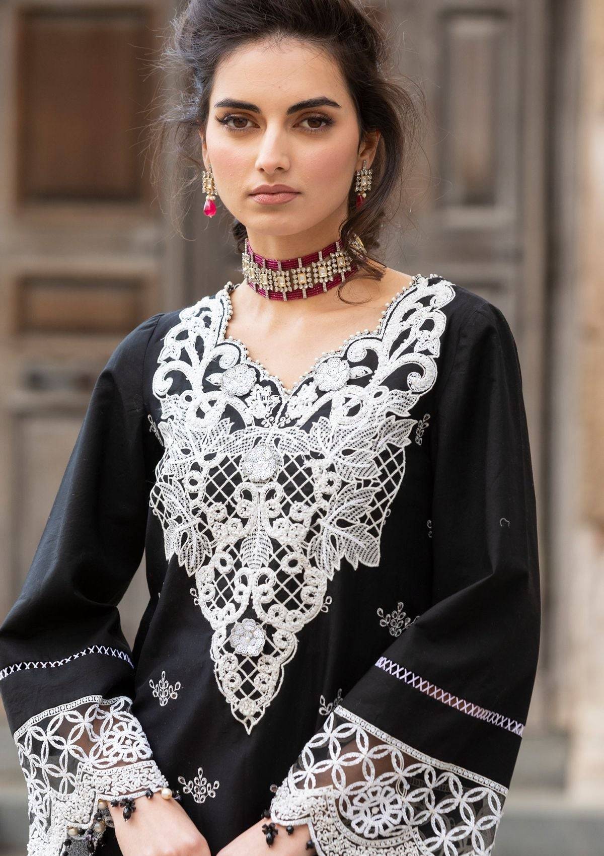 Meem | Luxury Eid Lawn 24 | MD-01 BLACK - Pakistani Designer Dress - by Meem | Type: Luxury - 100% Original at Saira Sultan