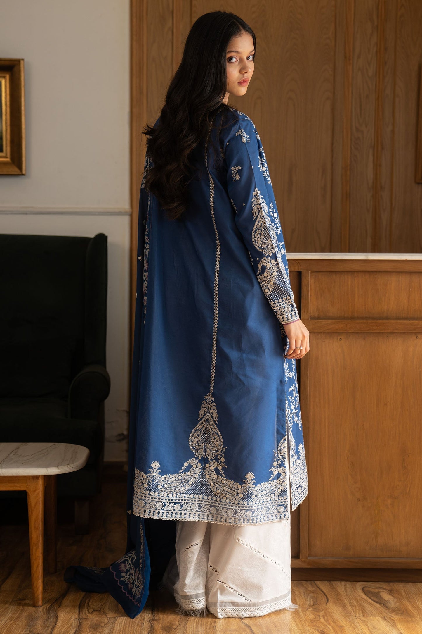 Zara Shahjahan | Satori 25 | Mei-8B S Blue Lawn