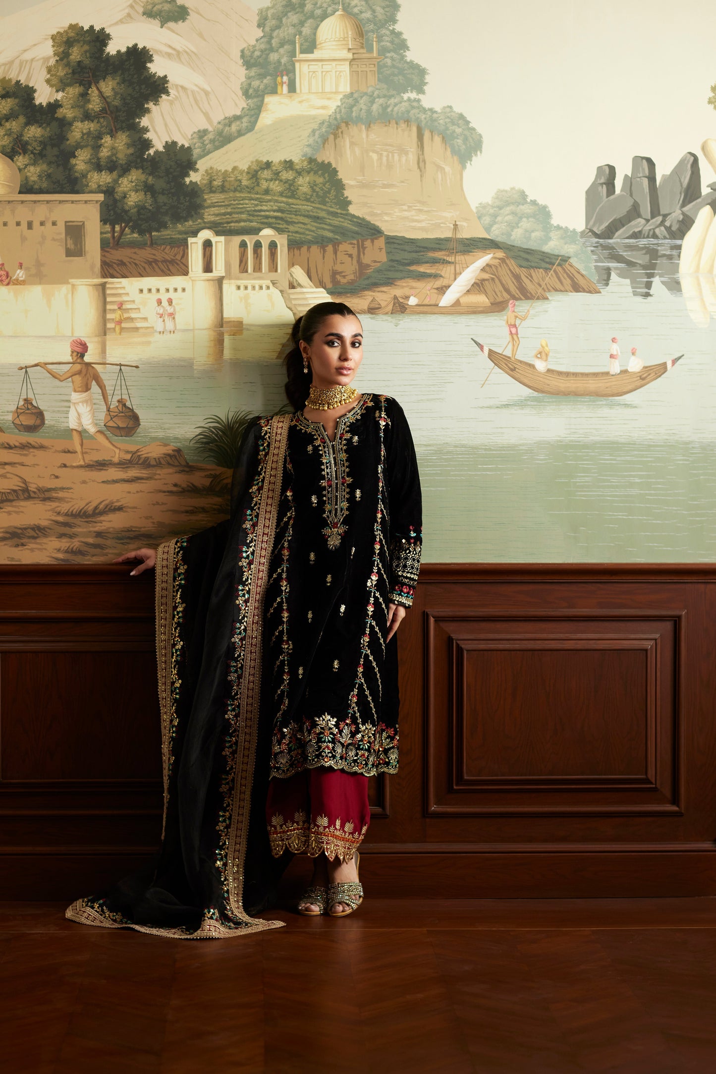 Mina Hassan | Velvet Luxe | Jahan XL Black Velvet