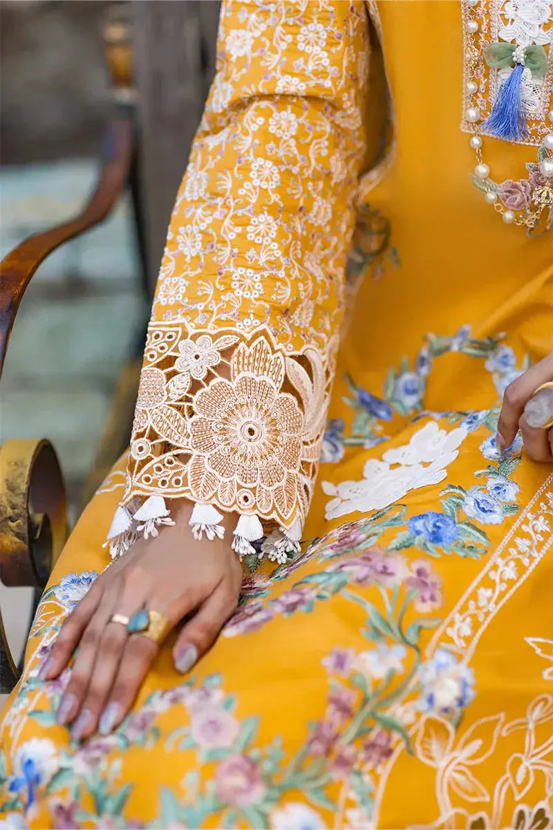 Mushq | Te Amo Luxury Lawn 24 | MILANO MODA - Pakistani Designer Dress - by Mushq | Type: Luxury - 100% Original at Saira Sultan