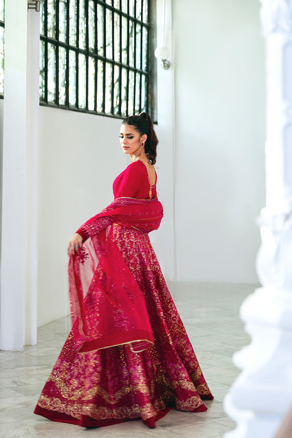 Saira Rizwan | Naqsh Festive | SRN24-04 Sharmas - Pakistani Designer Dress - by Saira Rizwan | Type: Bridal - 100% Original at Saira Sultan