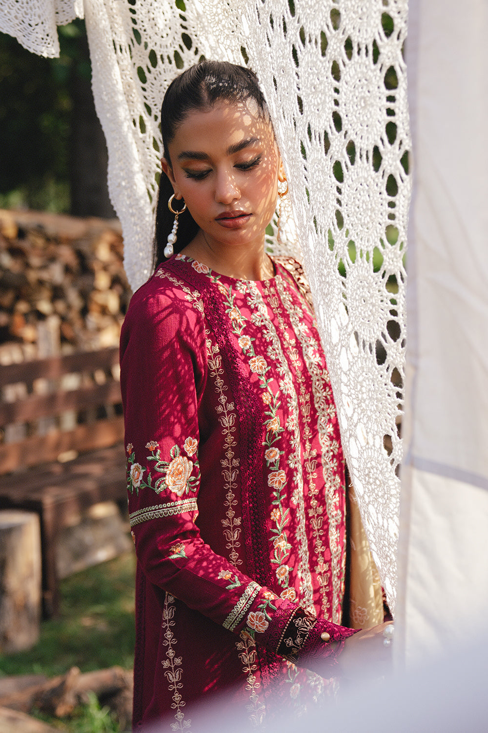 Saira Rizwan | Winter 2024 | SANSA-SRW24-09 L Hot Pink Khaddar