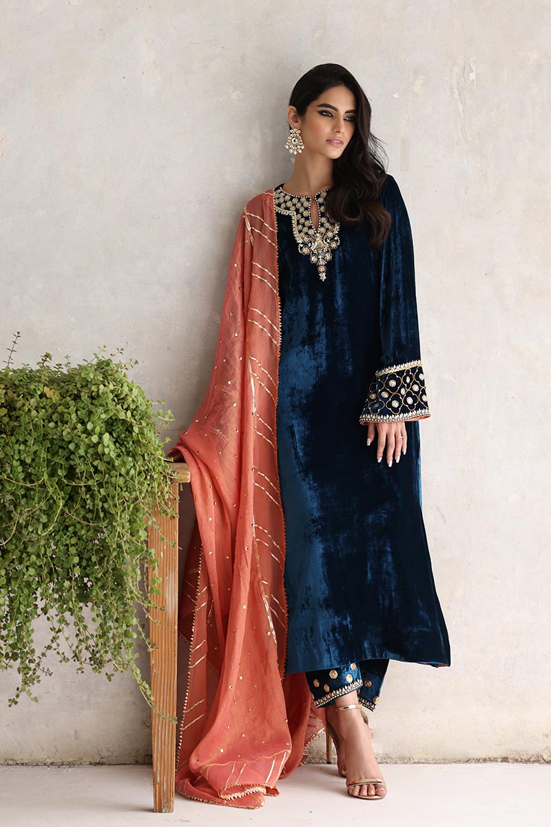 Sana Abbas | Velvet Formals | NINA XS Teal Velvet