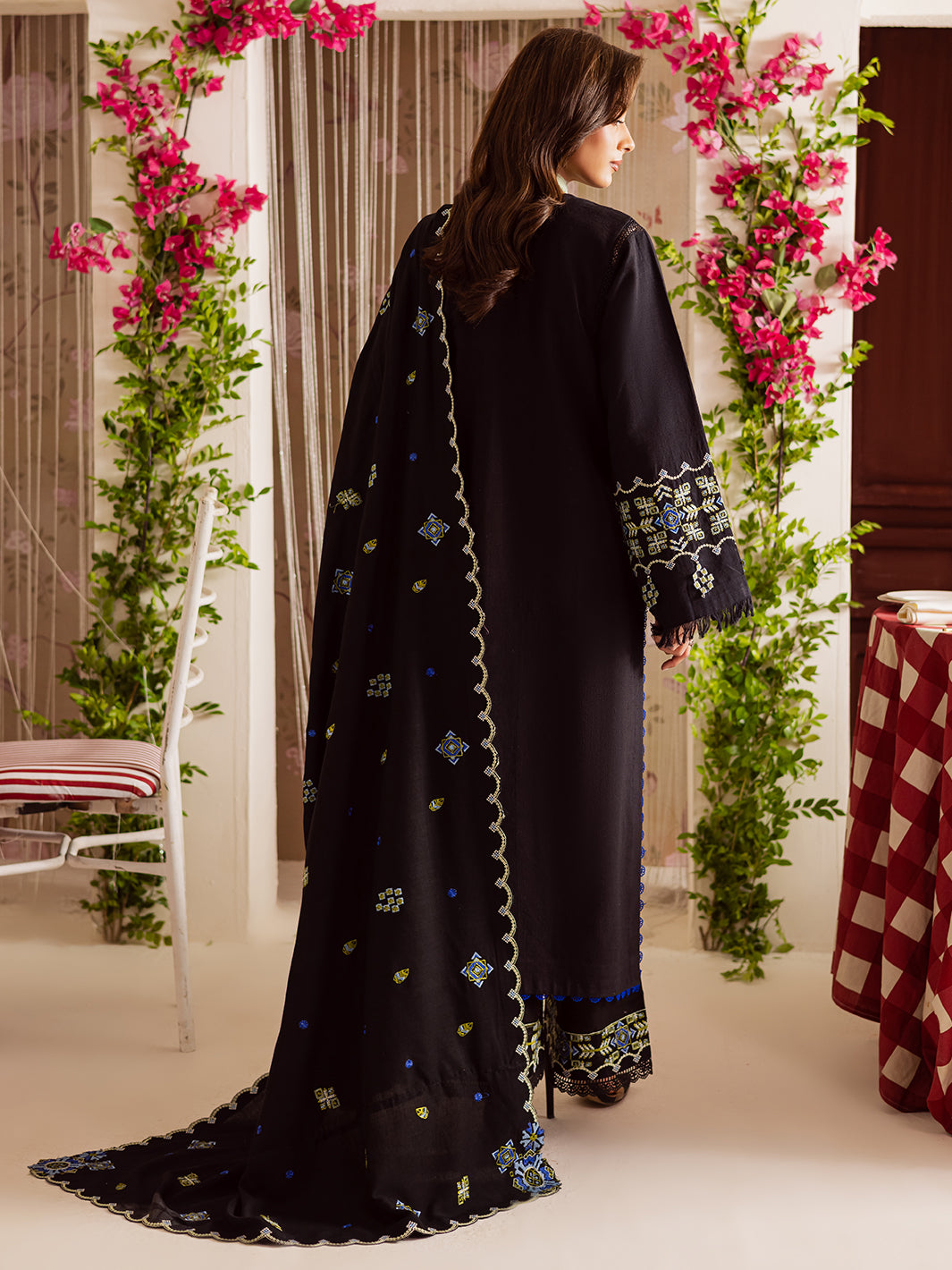 Mahnur | Nova Khaddar 25 | NK - 04 - Pakistani Designer Dress - by Mahnur - Type : Ladies Clothes - 100% Original at Saira Sultan