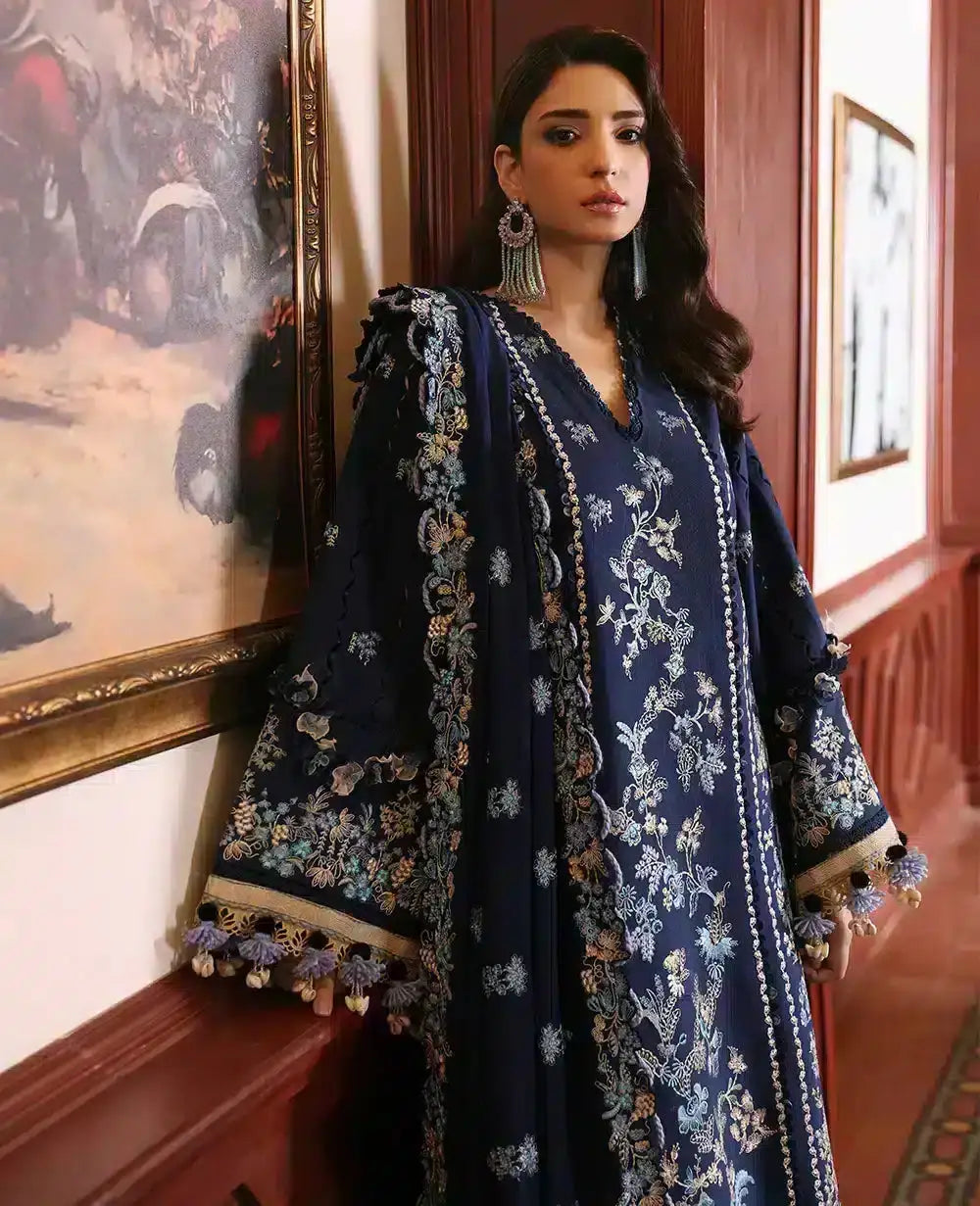 Republic Womenswear | Noemei Luxury Shawl 23 | NWU23-D2-A - Pakistani Designer Dress - by Republic Womenswear | Type: Luxury - 100% Original at Saira Sultan