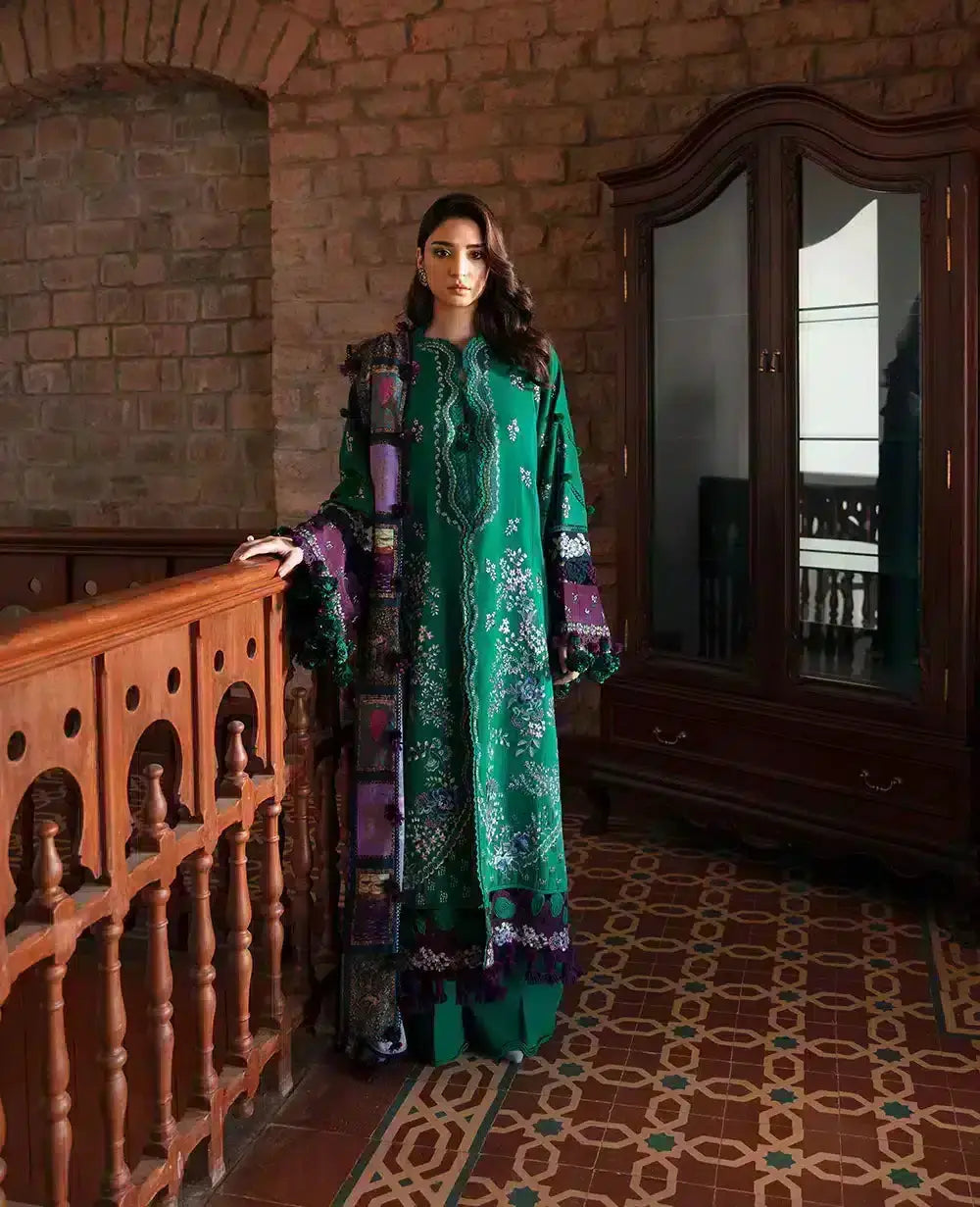 Republic Womenswear | Noemei Luxury Shawl 23 | NWU23-D3-A - Pakistani Designer Dress - by Republic Womenswear | Type: Luxury - 100% Original at Saira Sultan
