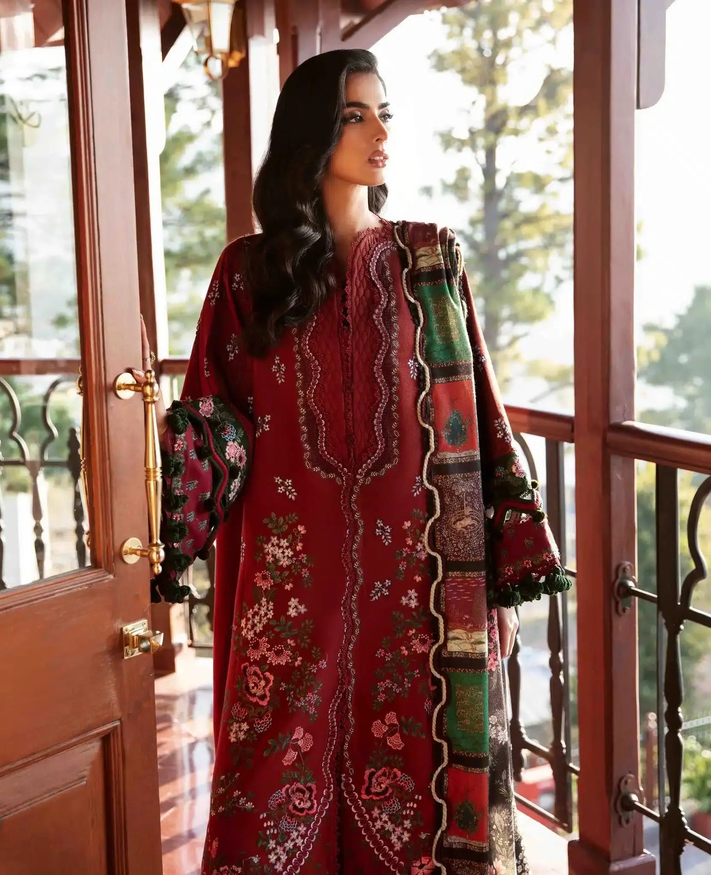 Republic Womenswear | Noemei Luxury Shawl 23 | NWU23-D3-B - Pakistani Designer Dress - by Republic Womenswear | Type: Luxury - 100% Original at Saira Sultan