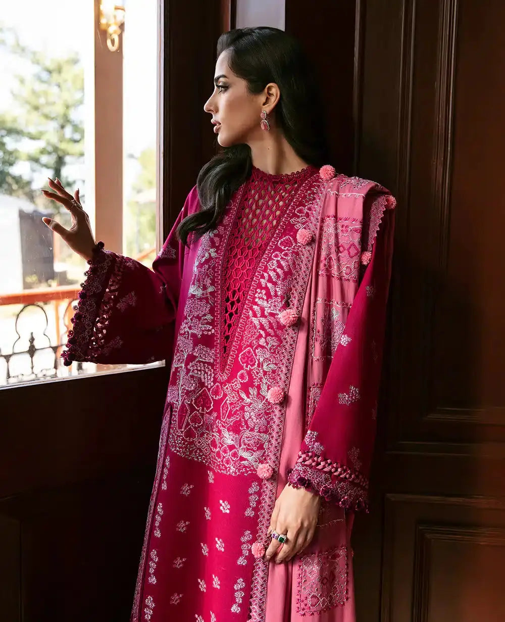 Republic Womenswear | Noemei Luxury Shawl 23 | NWU23-D4-A - Pakistani Designer Dress - by Republic Womenswear | Type: Luxury - 100% Original at Saira Sultan
