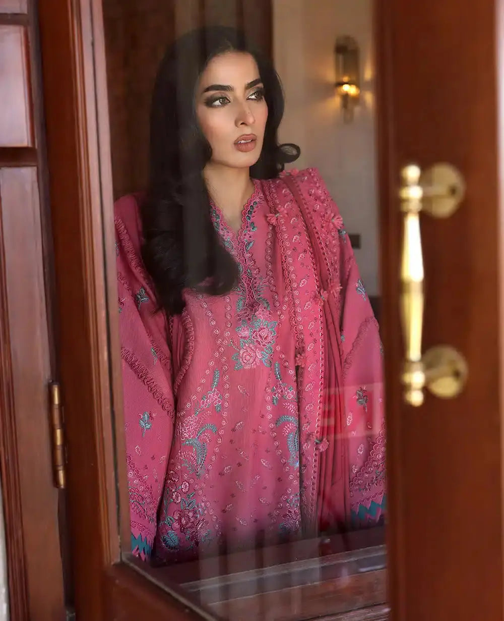 Republic Womenswear | Noemei Luxury Shawl 23 | NWU23-D5-A - Pakistani Designer Dress - by Republic Womenswear | Type: Luxury - 100% Original at Saira Sultan