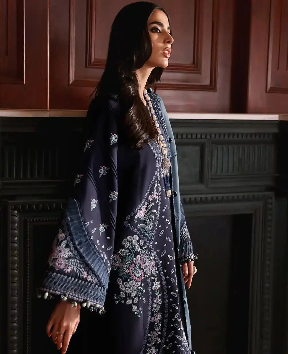 Republic Womenswear | Noemei Luxury Shawl 23 | NWU23-D5-B - Pakistani Designer Dress - by Republic Womenswear | Type: Luxury - 100% Original at Saira Sultan