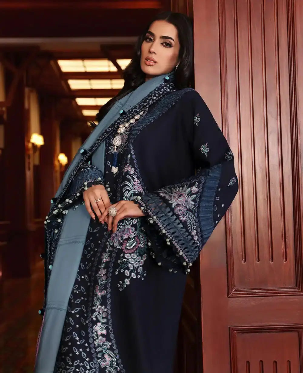 Republic Womenswear | Noemei Luxury Shawl 23 | NWU23-D5-B - Pakistani Designer Dress - by Republic Womenswear | Type: Luxury - 100% Original at Saira Sultan