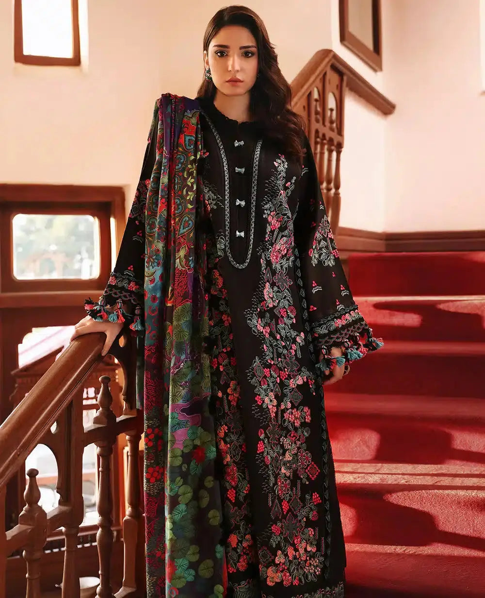 Republic Womenswear | Noemei Luxury Shawl 23 | NWU23-D6-A - Pakistani Designer Dress - by Republic Womenswear | Type: Luxury - 100% Original at Saira Sultan