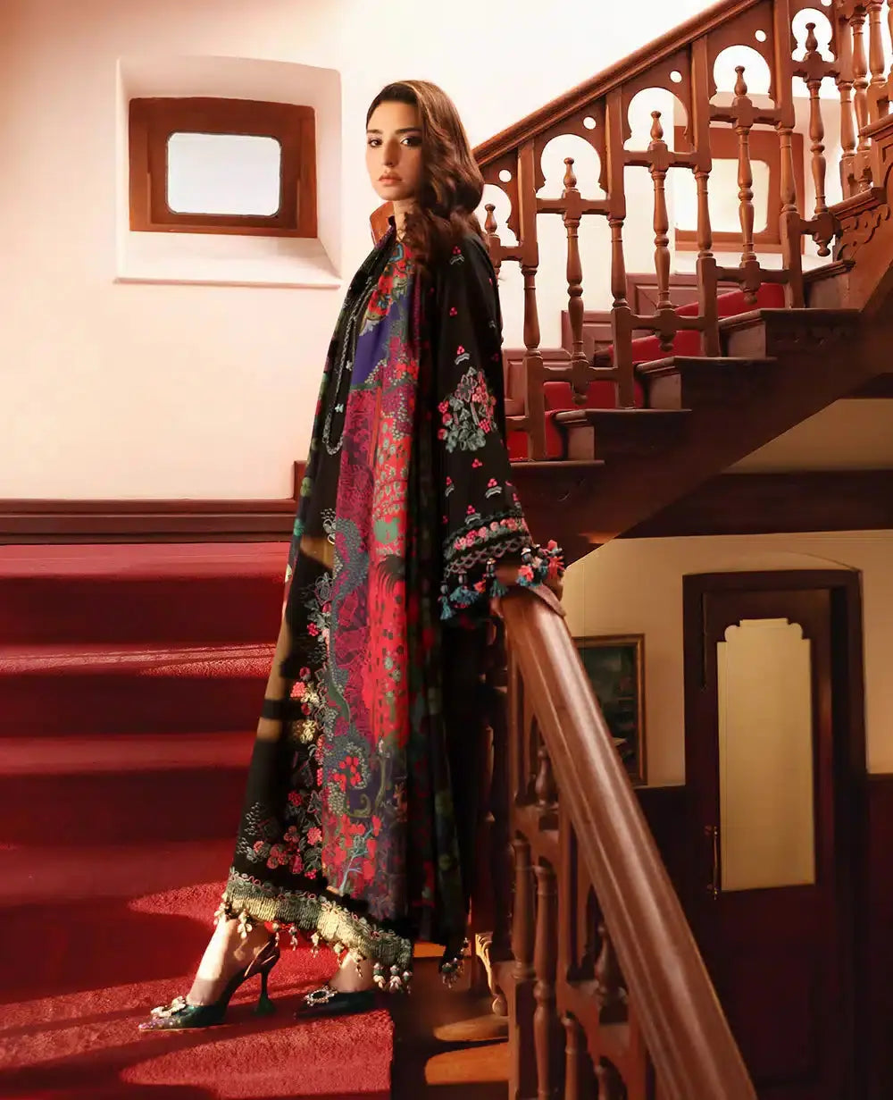 Republic Womenswear | Noemei Luxury Shawl 23 | NWU23-D6-A - Pakistani Designer Dress - by Republic Womenswear | Type: Luxury - 100% Original at Saira Sultan