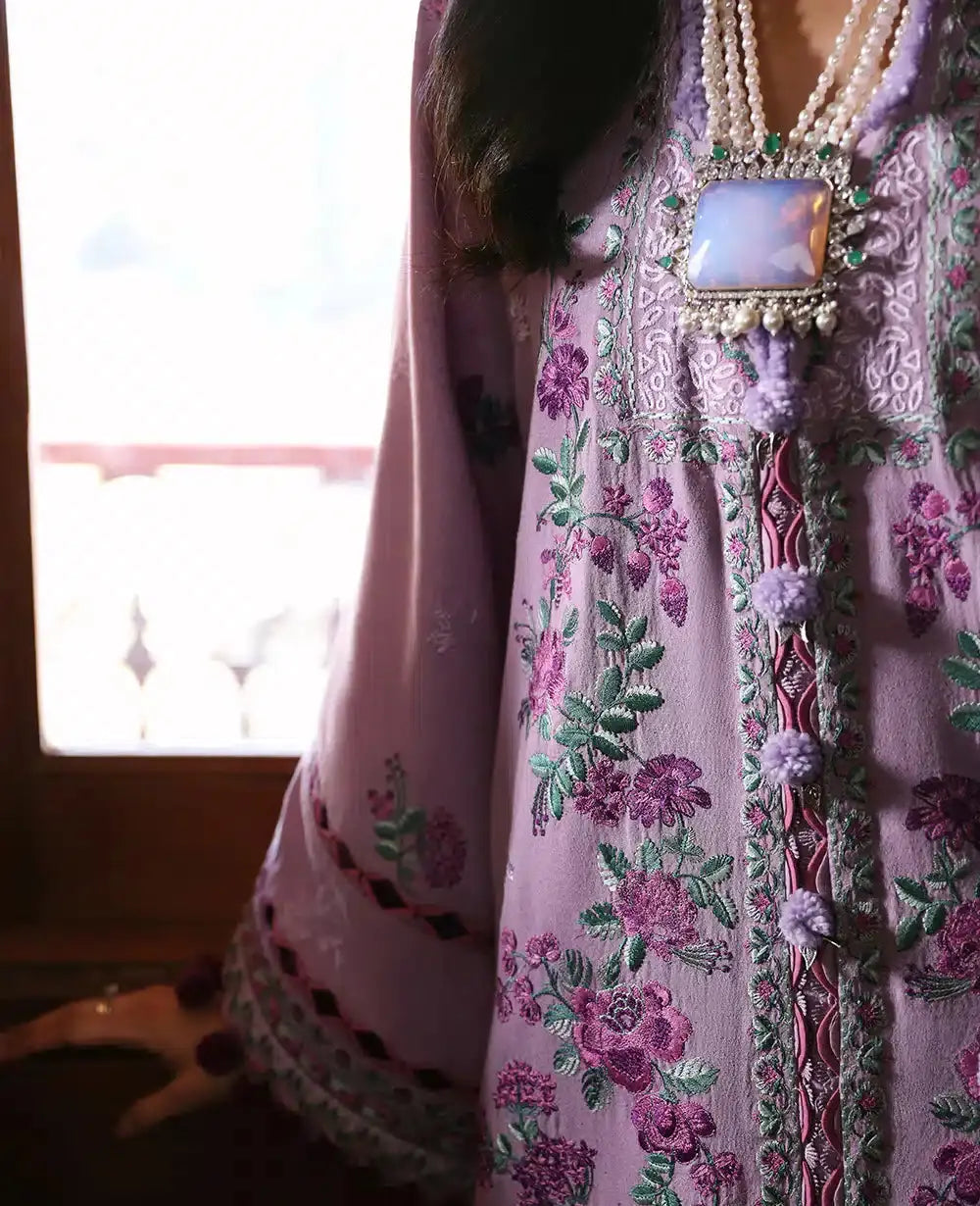 Republic Womenswear | Noemei Luxury Shawl 23 | NWU23-D7-A - Pakistani Designer Dress - by Republic Womenswear | Type: Luxury - 100% Original at Saira Sultan