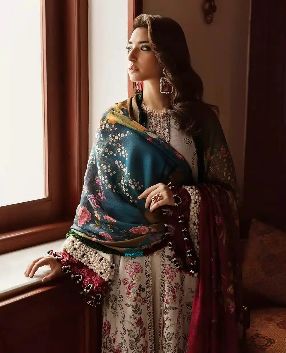 Republic Womenswear | Noemei Luxury Shawl 23 | NWU23-D8-B - Pakistani Designer Dress - by Republic Womenswear | Type: Luxury - 100% Original at Saira Sultan