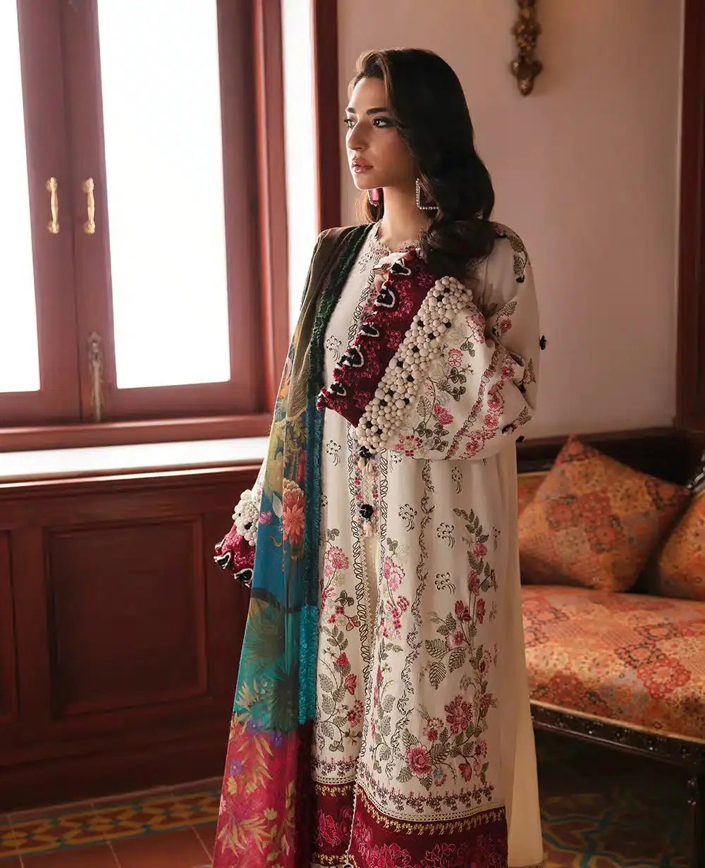 Republic Womenswear | Noemei Luxury Shawl 23 | NWU23-D8-B - Pakistani Designer Dress - by Republic Womenswear | Type: Luxury - 100% Original at Saira Sultan