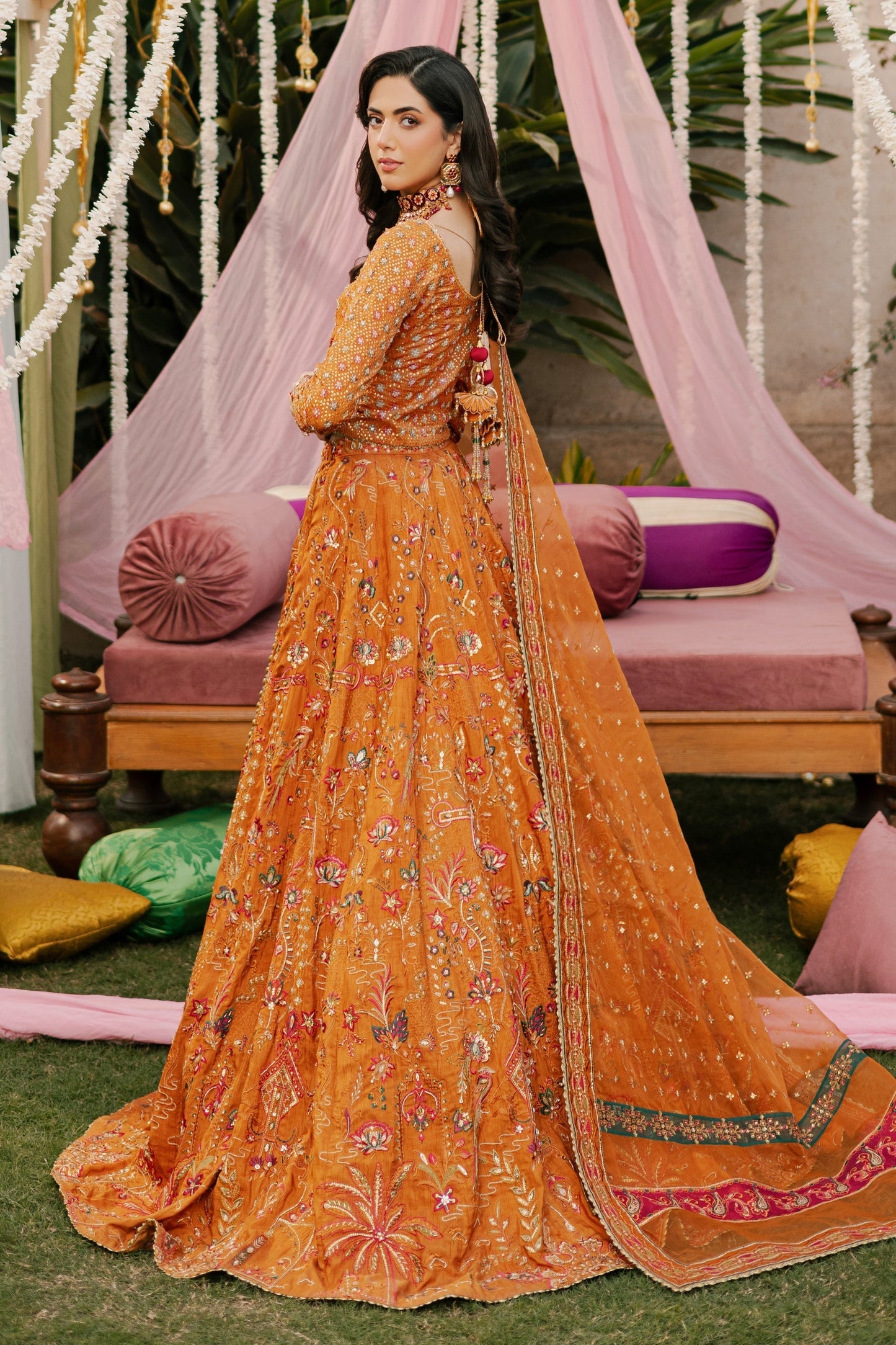 Naqshi | Ghar Ki Shadi | Romanvi S Bronze Indian Raw Silk