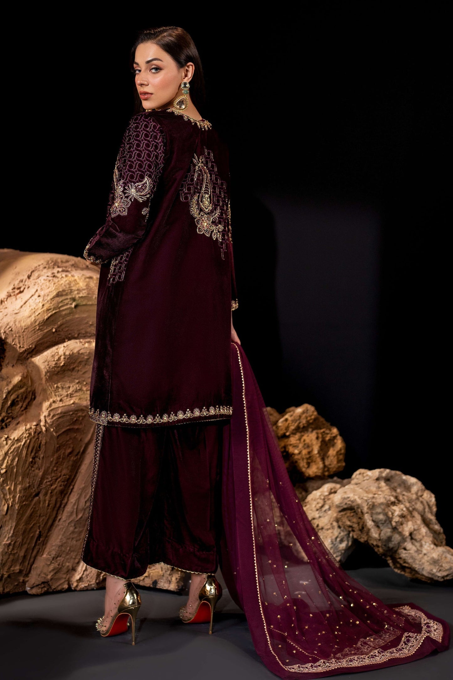 Naqshi | Makhmal 24 | Qandeel - Pakistani Designer Dress - by Naqshi | Type: Ladies Clothes - 100% Original at Saira Sultan