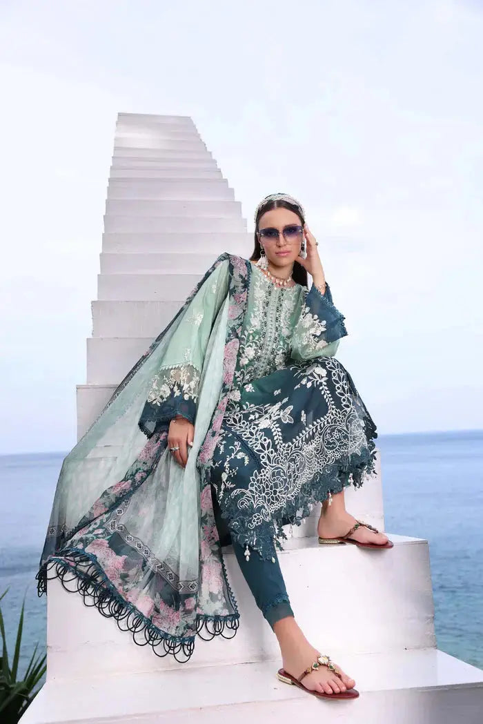 Noor by Saadia Asad | Luxe Printkari 24 | D2-A - Pakistani Designer Dress - by Noor by Saadia Asad | Type: Luxury - 100% Original at Saira Sultan