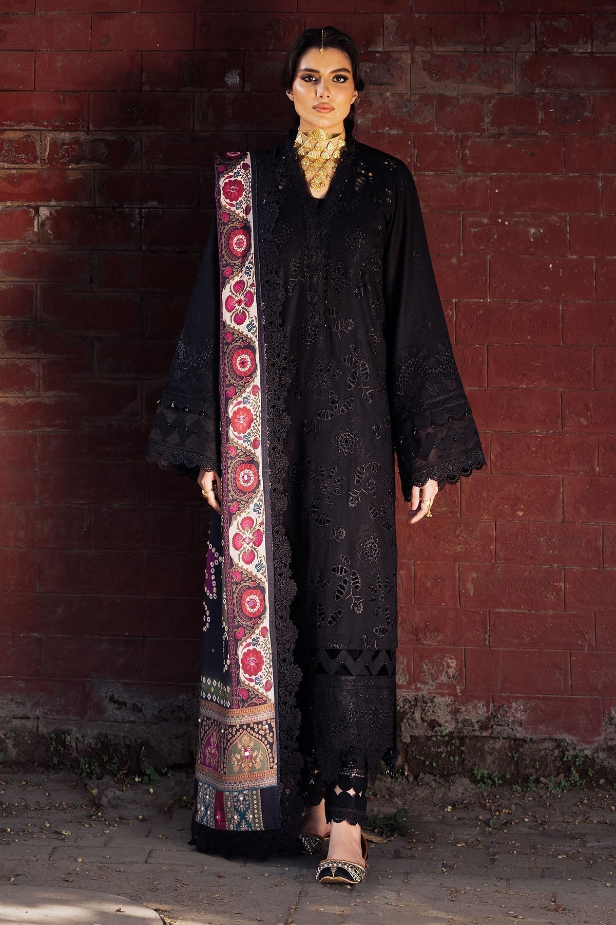 Nureh | Bazaar Winter 24 | NE-115 - Pakistani Designer Dress - by Nureh | Type: Ladies Clothes - 100% Original at Saira Sultan