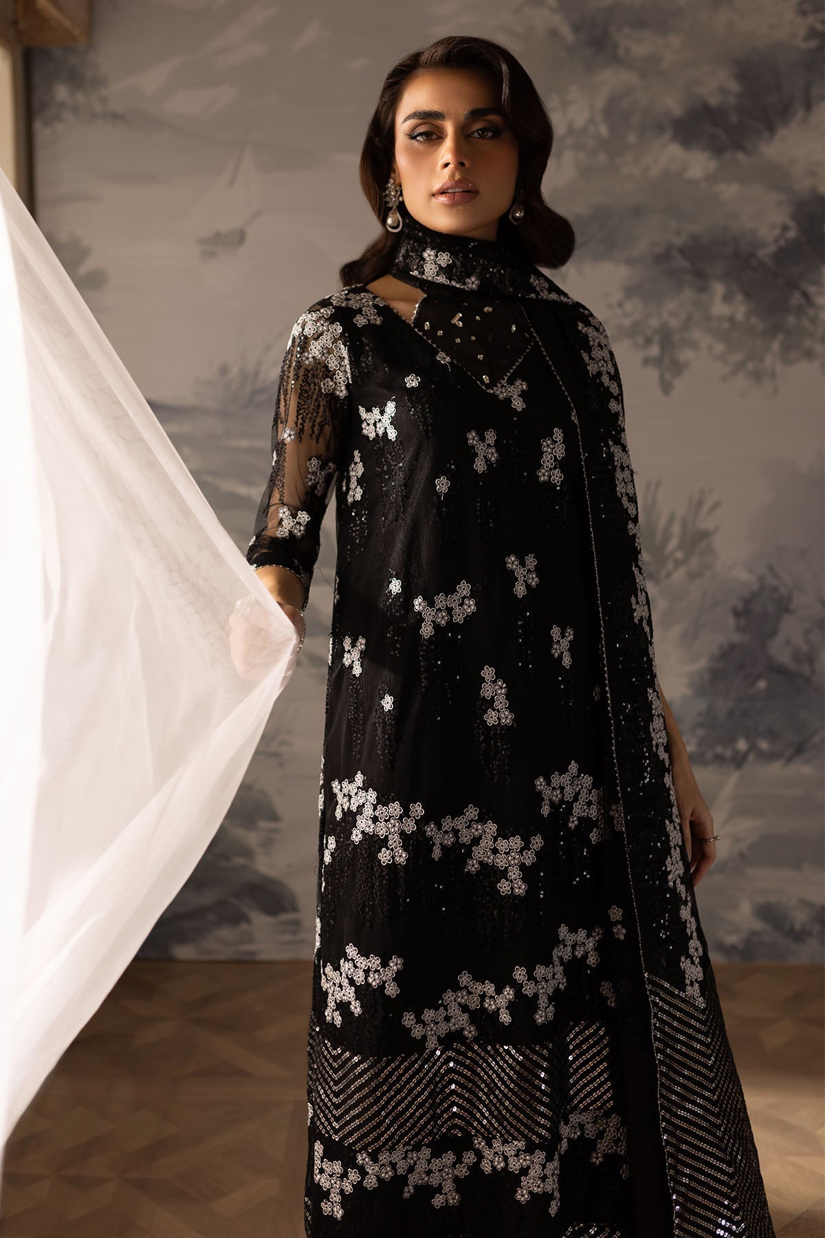 Nureh | Elanora Formals 24| NEL-59 - Pakistani Designer Dress - by Nureh | Type: Formal - 100% Original at Saira Sultan