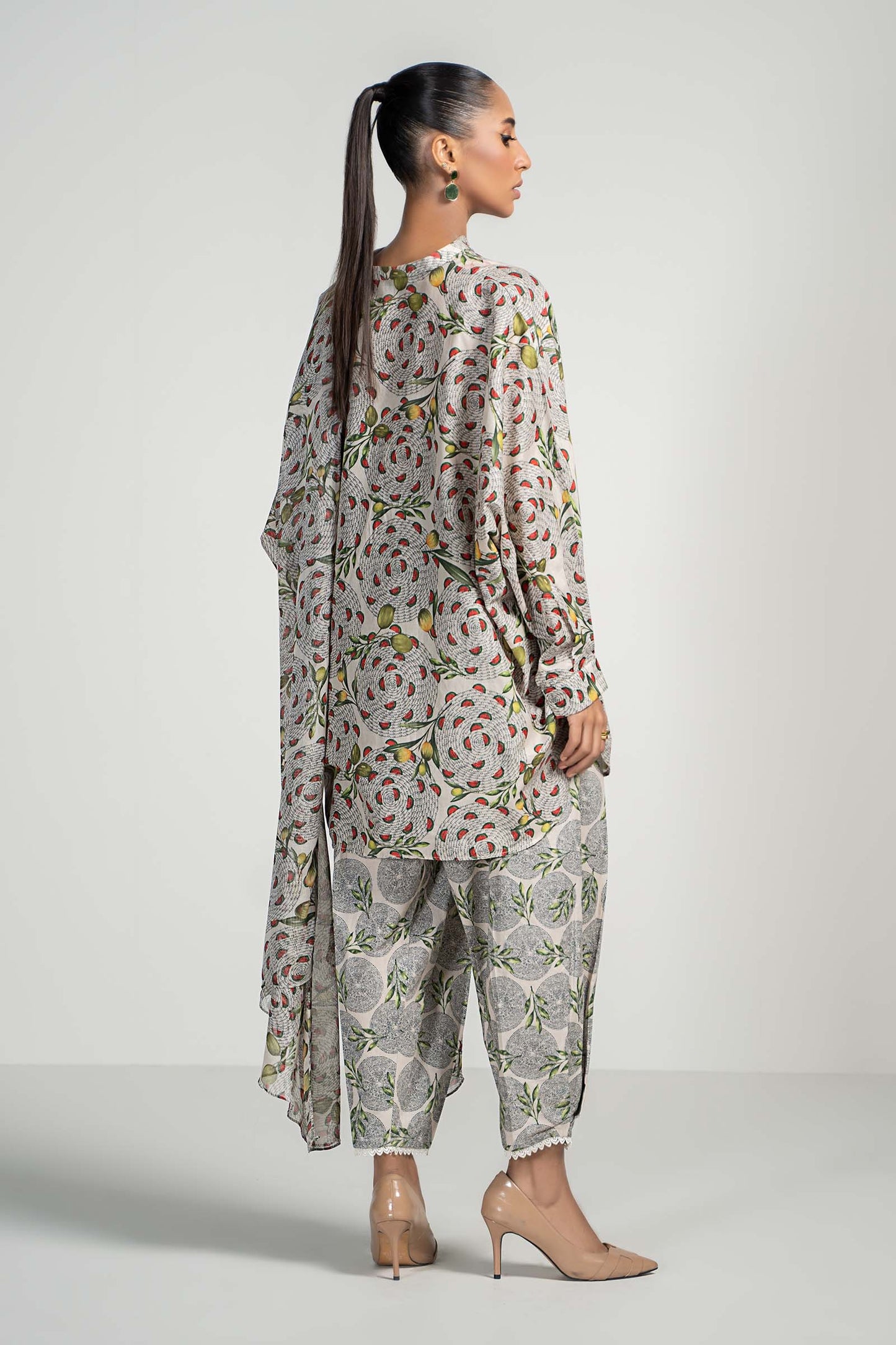 Maira B | Ready to Wear | PS-PF24-02 XL Beige