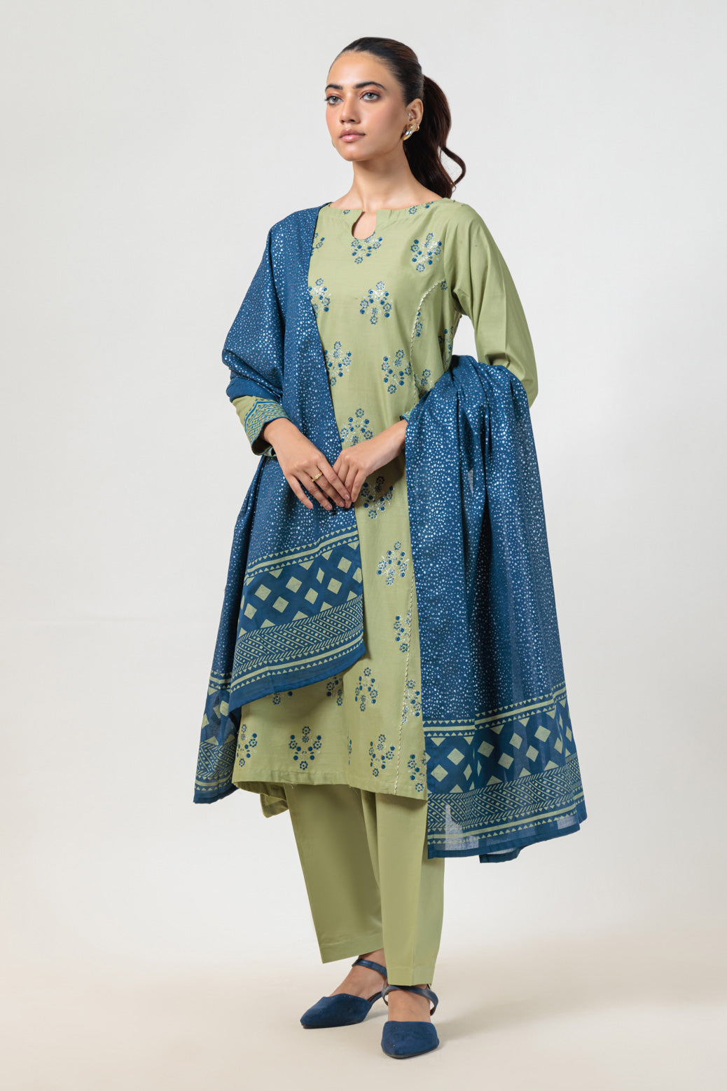 Bonanza Satrangi | Green Cambric 3 Piece (PWS5243P03) 8 Green