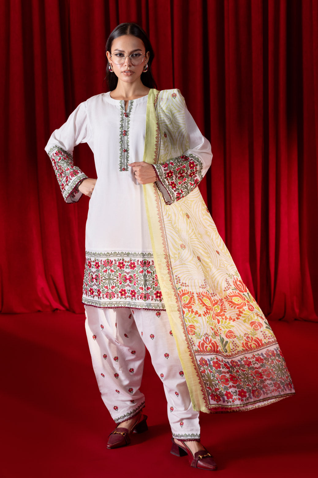 Bonanza Satrangi | White Cambric 3 Piece (PWS7243P04) 8 White