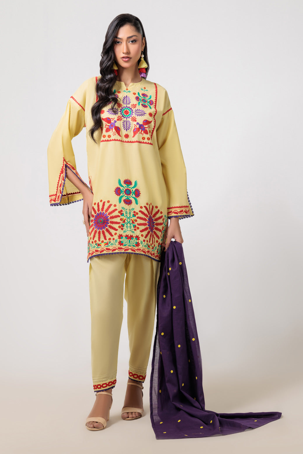 Bonanza Satrangi | Dhani Cambric 3 Piece (PWS7243P08) 8 Dhani