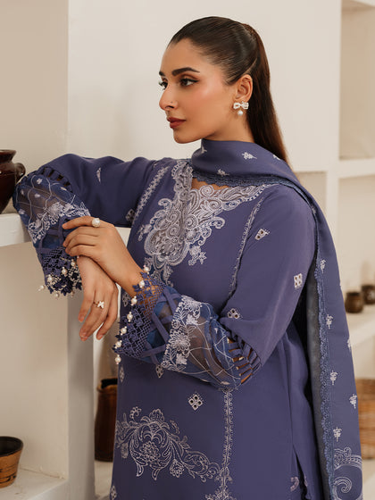 Parishay | Mira Winter | DU-05 - Pakistani Designer Dress - by Parishay | Type: Ladies Clothes - 100% Original at Saira Sultan