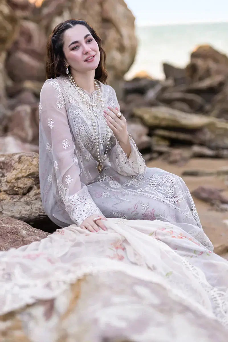 Qalamkar | Sahil Kinare Luxury Lawn | FP-11 EMIRA - Pakistani Designer Dress - by Qalamkar | Type: Luxury - 100% Original at Saira Sultan