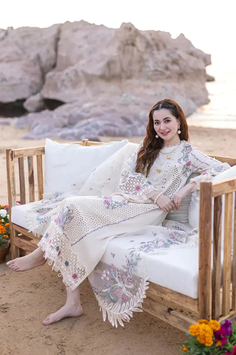 Qalamkar | Sahil Kinare Luxury Lawn | FP-09 SELIN - Pakistani Designer Dress - by Qalamkar | Type: Luxury - 100% Original at Saira Sultan
